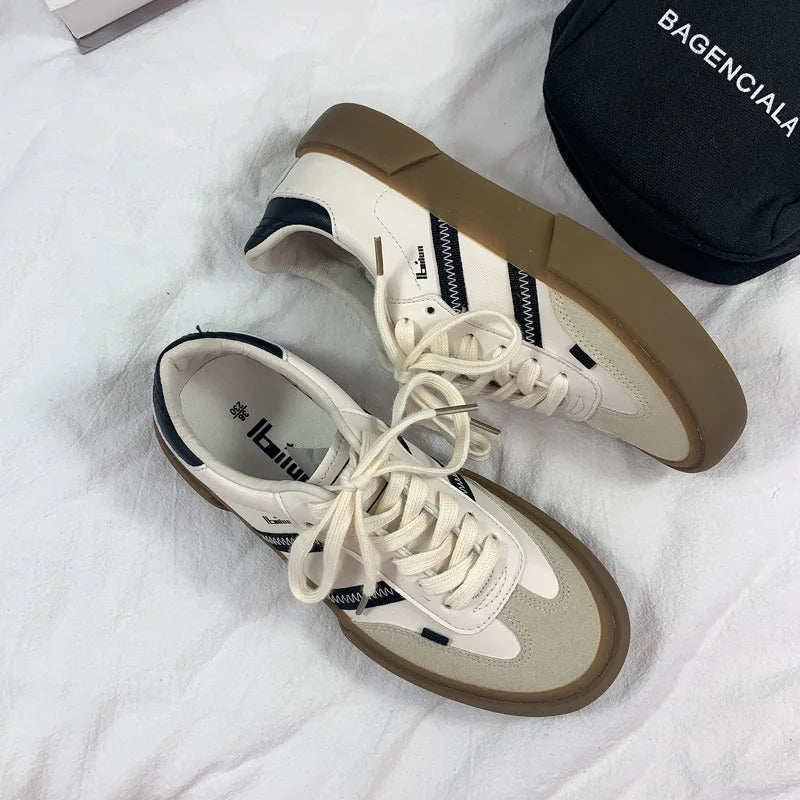 2021 Autumn New Luxury Shoes for Woman Classic Sneakers Women Leather Retro Low Cut Lace -Up Casual Women Sneakers plus Size 44